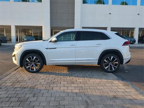 2026 Volkswagen Atlas Cross Sport 2.0T SEL Premium