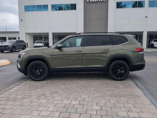 2026 Volkswagen Atlas 2.0T SE w/Technology