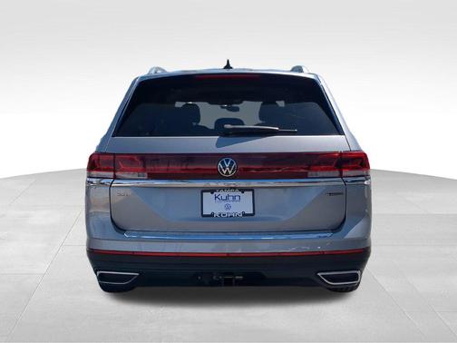 Silver Mist Metallic 2024 Volkswagen Atlas 2.0T SEL