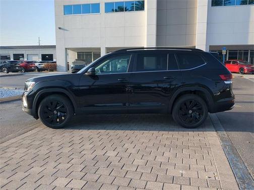 2025 Volkswagen Atlas 2.0T SE w/Technology 4MOTION