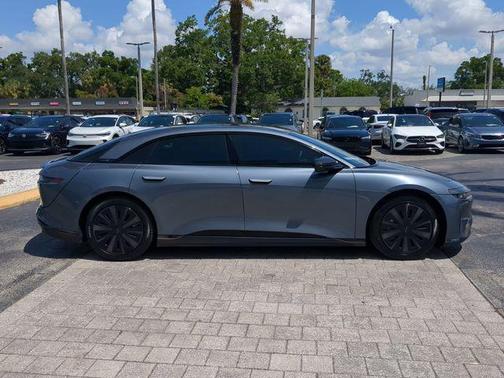 Quantum Gray Metallic 2024 Lucid Air Pure