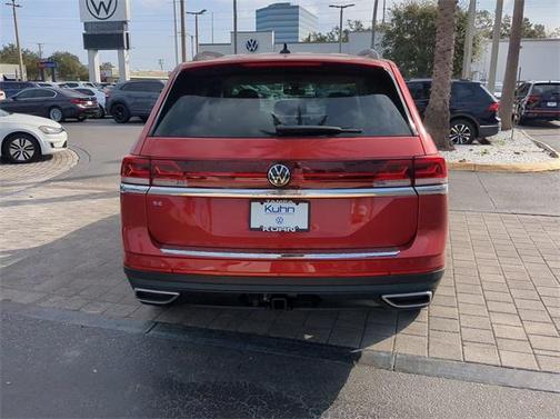 2025 Volkswagen Atlas 2.0T SE w/Technology