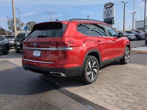 2025 Volkswagen Atlas 2.0T SE w/Technology