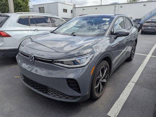 Pure Gray 2023 Volkswagen ID.4 S
