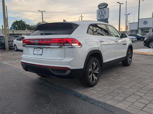 2026 Volkswagen Atlas Cross Sport 2.0T SE