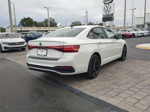 2025 Volkswagen Jetta 1.5T SE