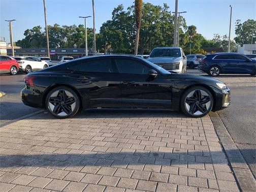 2024 Audi RS e-tron GT quattro