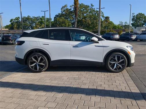 2025 Volkswagen ID.4 Pro