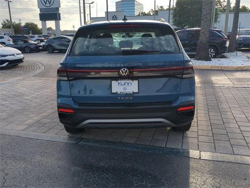 2025 Volkswagen Taos 1.5T S