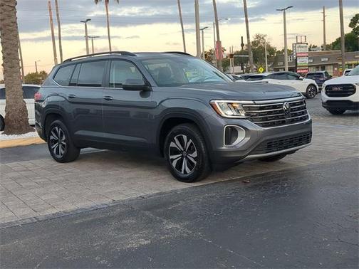2024 Volkswagen Atlas 2.0T SE