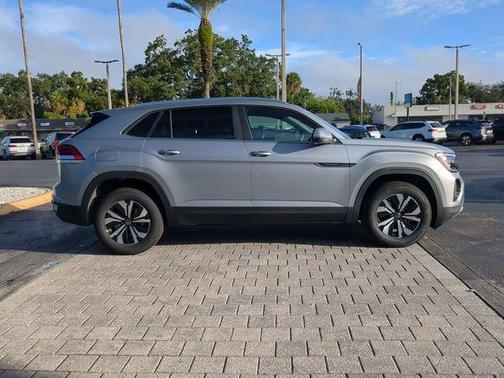 2026 Volkswagen Atlas Cross Sport 2.0T SE