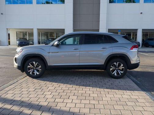 2026 Volkswagen Atlas Cross Sport 2.0T SE