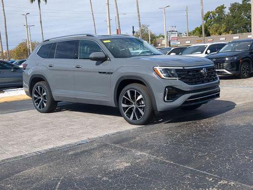 2026 Volkswagen Atlas 2.0T SEL Premium R-Line 4MOTION