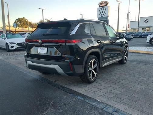 2026 Volkswagen Tiguan 2.0T SE