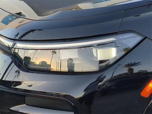 2025 Volkswagen Tiguan 2.0T SEL R-Line 4MOTION