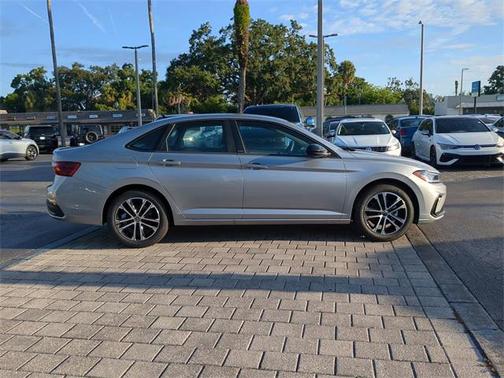 2025 Volkswagen Jetta 1.5T Sport