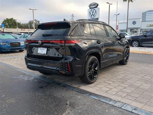 2026 Volkswagen Tiguan 2.0T SE R-Line Black