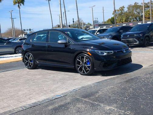 2024 Volkswagen Golf R 2.0T Manual