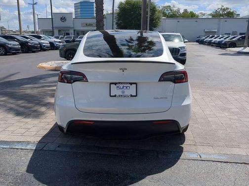 White 2022 Tesla Model Y Performance Dual Motor All-Wheel Drive