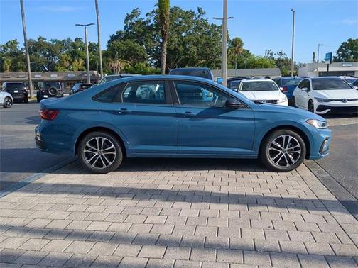 2025 Volkswagen Jetta 1.5T Sport
