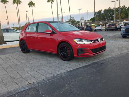 2018 Volkswagen Golf GTI 2.0T S 4-Door