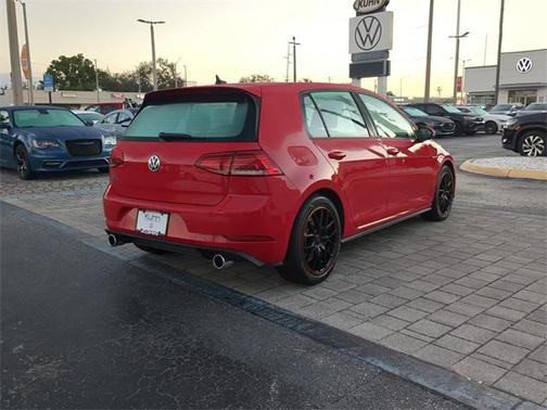 2018 Volkswagen Golf GTI 2.0T S 4-Door