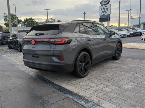 2025 Volkswagen ID.4 Pro