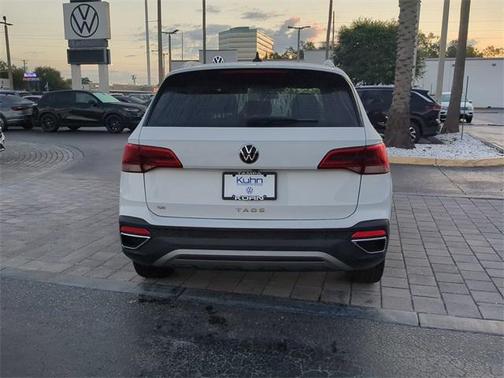 2022 Volkswagen Taos 1.5T SE