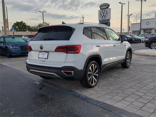 2022 Volkswagen Taos 1.5T SE