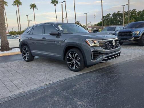 2026 Volkswagen Atlas Cross Sport 2.0T SEL Premium