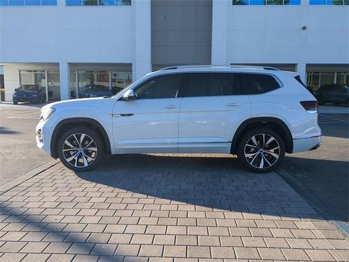 2026 Volkswagen Atlas 2.0T SEL Premium R-Line 4MOTION