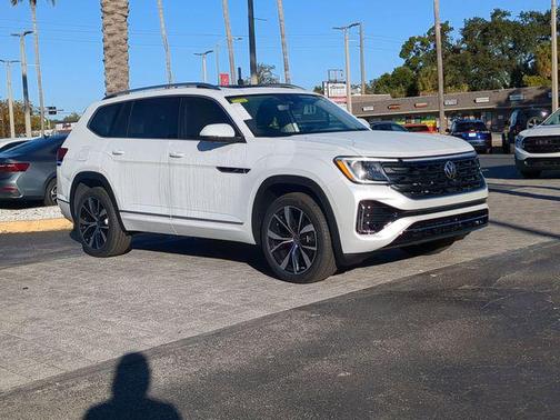 2026 Volkswagen Atlas 2.0T SEL Premium R-Line 4MOTION