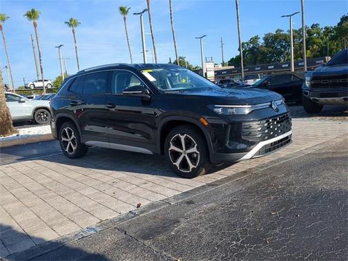 2025 Volkswagen Tiguan 2.0T SE