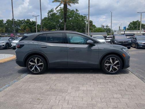 Pure Gray 2023 Volkswagen ID.4 Pro S