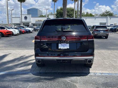 deep black pearl 2026 Volkswagen Atlas Peak Edition