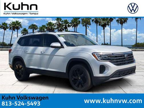 opal white pearl 2026 Volkswagen Atlas 2.0T SE w/Technology