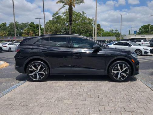 Deep Black Pearl 2023 Volkswagen ID.4 AWD Pro S