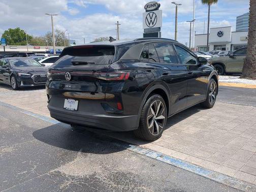 Deep Black Pearl 2023 Volkswagen ID.4 AWD Pro S