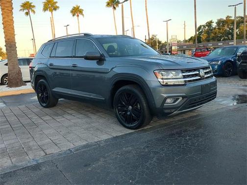 2018 Volkswagen Atlas 3.6L SEL Premium