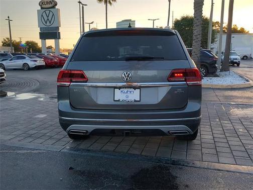 2018 Volkswagen Atlas 3.6L SEL Premium