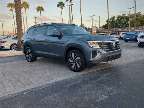 2024 Volkswagen Atlas 2.0T SE w/Technology 4MOTION
