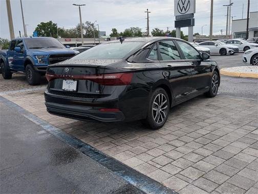 2025 Volkswagen Jetta 1.5T SE