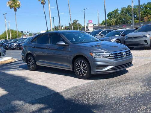 Platinum Gray Metallic 2021 Volkswagen Jetta 1.4T S