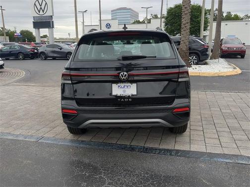 2025 Volkswagen Taos 1.5T S