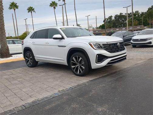 2026 Volkswagen Atlas Cross Sport 2.0T SEL Premium