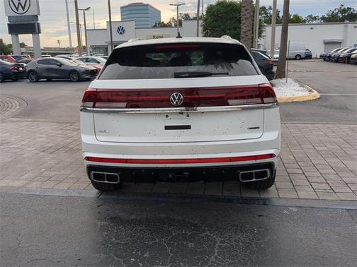 2026 Volkswagen Atlas Cross Sport 2.0T SEL Premium