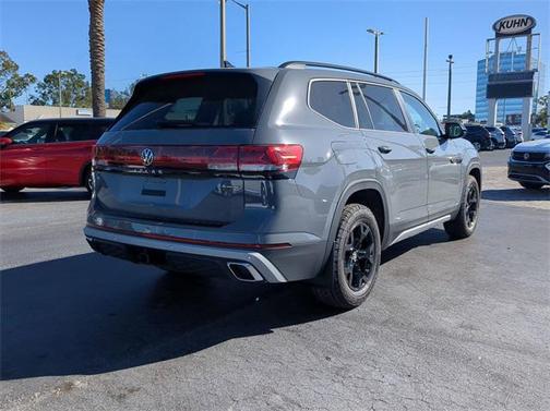 2025 Volkswagen Atlas 2.0T Peak Edition
