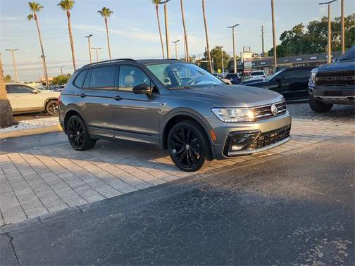2021 Volkswagen Tiguan 2.0T SE R-Line Black