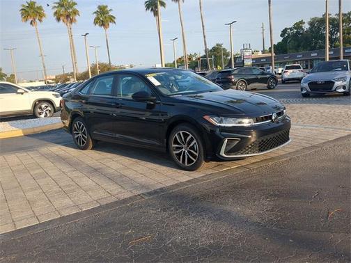 2025 Volkswagen Jetta 1.5T SE