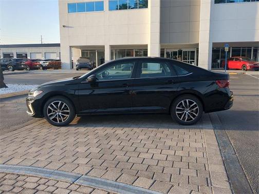 2025 Volkswagen Jetta 1.5T SE